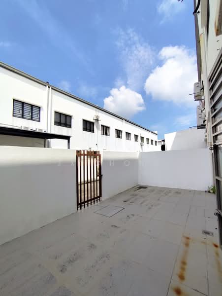 2-storey Terraced House for Sale in Setia Ecohill (Semenyih) - JX Chong - Backyard - PropertyGuru.com.my