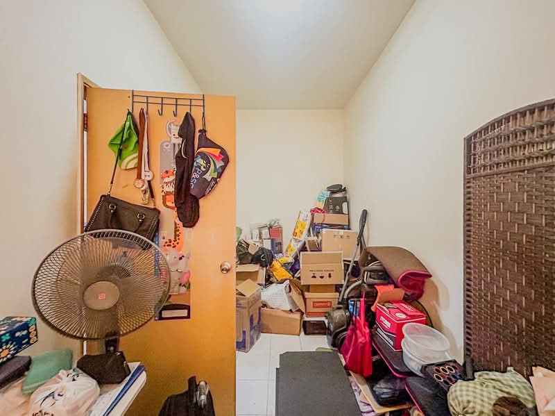 2-storey Terraced House for Sale in Bukit Jelutong (Shah Alam) - Zulhilmi . - PropertyGuru.com.my