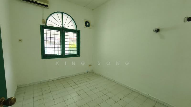 Rumah Teres 1 Tingkat untuk Dijual di Taman Bukit Beruang Utama (Bukit Baru) - King Song - PropertyGuru.com.my