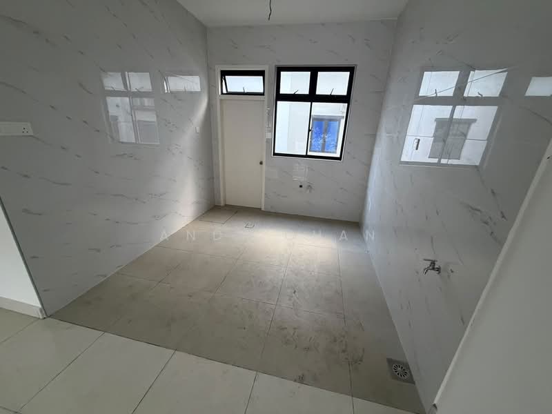 Rumah Teres 2 Tingkat untuk Dijual di Taman Bukit Kaze (Ulu Tiram) - Andy Chan - PropertyGuru.com.my