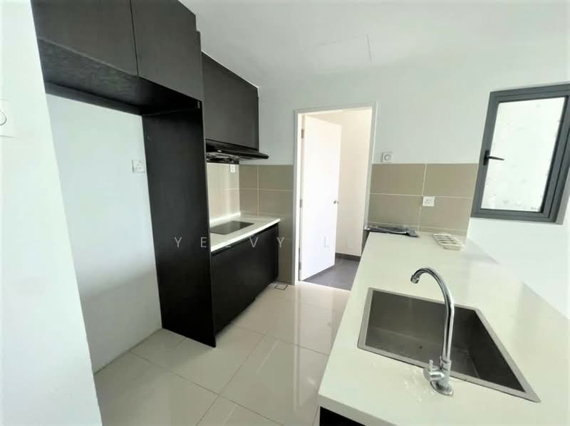 Kondominium untuk Dijual di Boulevard Residence - Yeevy Lee - Kitchen - PropertyGuru.com.my