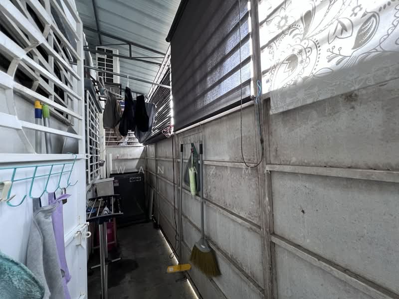 Rumah Teres 1 Tingkat untuk Dijual di Telok Panglima Garang (Selangor) - Wan Azima - Exterior - PropertyGuru.com.my