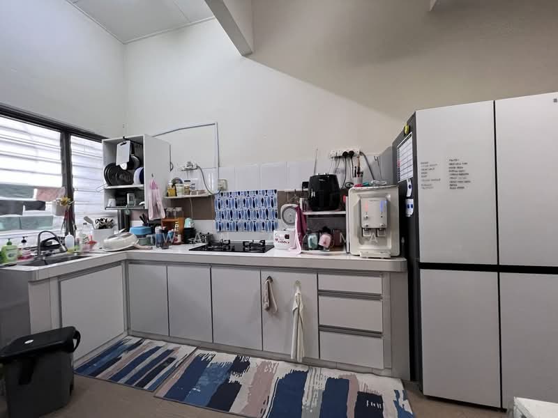 Rumah Teres 1 Tingkat untuk Dijual di Telok Panglima Garang (Selangor) - Wan Azima - Kitchen - PropertyGuru.com.my