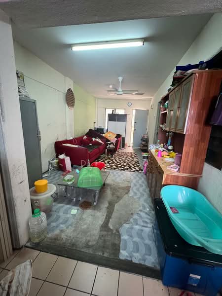 Flat for Sale at Pandan Ria (Block C) - Eddie Loh - Living Room - PropertyGuru.com.my