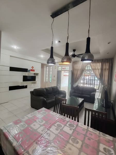 Rumah Teres 2.5 Tingkat untuk Dijual di Johor Bahru (Johor) - Pauline Ng - Living Room - PropertyGuru.com.my