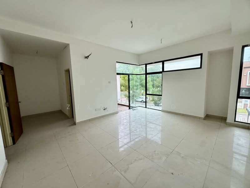 2-storey Terraced House for Sale in Taman Seri Austin (Tebrau) - Zixon Wong - PropertyGuru.com.my