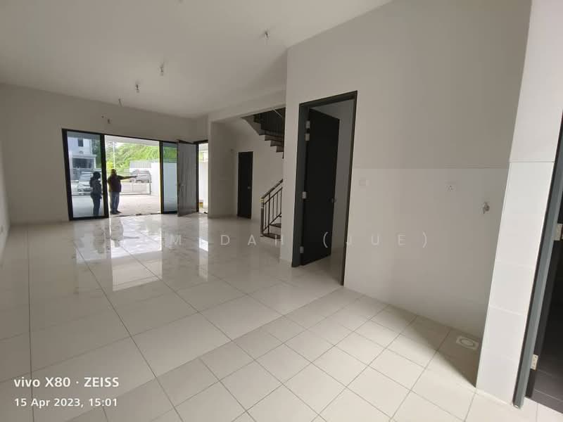 Terraced House for Rent in Kajang East (Semenyih) - JUMIDAH (JUE) - Living Room - PropertyGuru.com.my