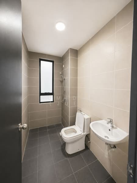 Terraced House for Rent in Kajang East (Semenyih) - JUMIDAH (JUE) - Bathroom - PropertyGuru.com.my