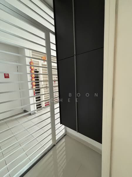 Condominium for Rent at Scenaria @ North Kiara Hills - Kian Boon Chee - Entrance - PropertyGuru.com.my