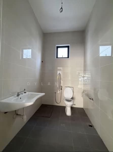 Shop / Office for Rent in Bayan Lepas (Penang) - Dylan Lee - Bathroom - PropertyGuru.com.my