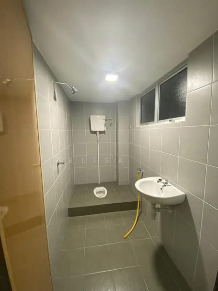 2-storey Terraced House for Rent in Dengkil (Selangor) - Elisa . - Bathroom - PropertyGuru.com.my