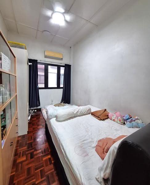 2-storey Terraced House for Sale in SS 23, Taman Sea (Petaling Jaya) - Lily Siow - Bedroom - PropertyGuru.com.my