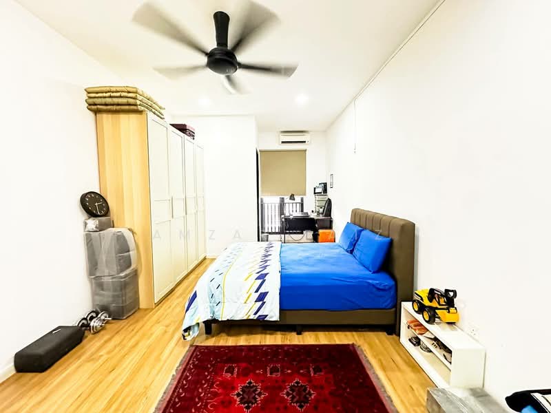 2-storey Terraced House for Sale in Bukit Jelutong (Shah Alam) - Amzar Faiz - PropertyGuru.com.my