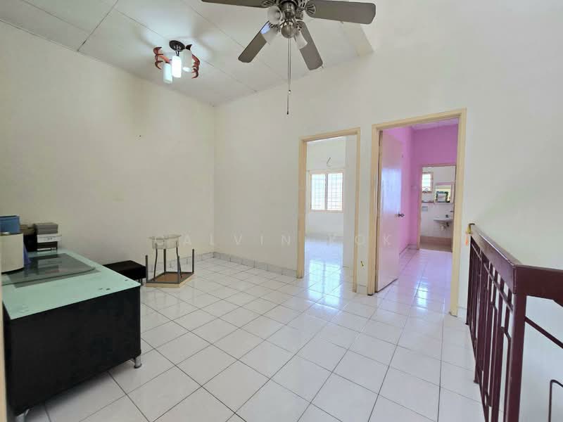 2-storey Terraced House for Sale in Taman Pelangi Semenyih (Semenyih) - Calvin Kok - Interior - PropertyGuru.com.my