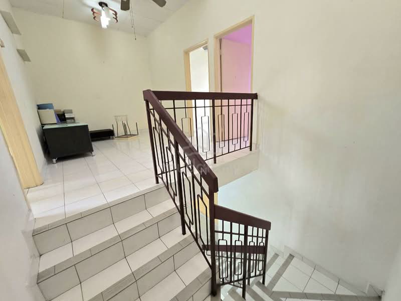 2-storey Terraced House for Sale in Taman Pelangi Semenyih (Semenyih) - Calvin Kok - Interior - PropertyGuru.com.my