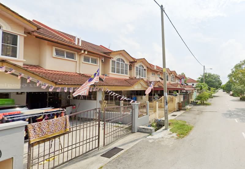 2-storey Terraced House for Sale in Taman Pelangi Semenyih (Semenyih) - Calvin Kok - Exterior - PropertyGuru.com.my