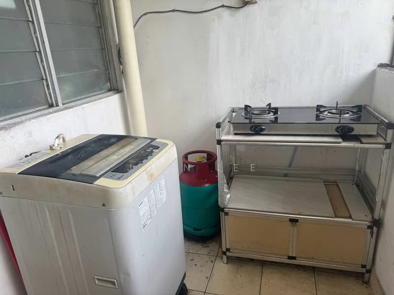 Apartment for Rent at Mutiara Perdana (Mutiara Court) - John Lee - Balcony - PropertyGuru.com.my