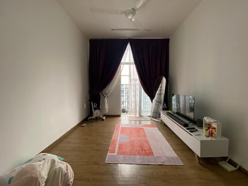 Kondominium untuk Dijual di Lakefront Homes - Azira Ahmad - Living Room - PropertyGuru.com.my