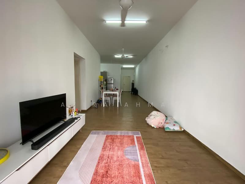 Kondominium untuk Dijual di Lakefront Homes - Azira Ahmad - Living Room - PropertyGuru.com.my