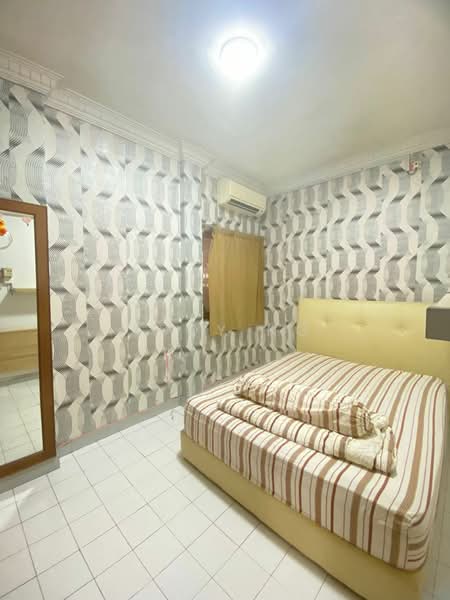 Kondominium untuk Dijual di Seri Cendekia - Addy Ng - Bedroom - PropertyGuru.com.my