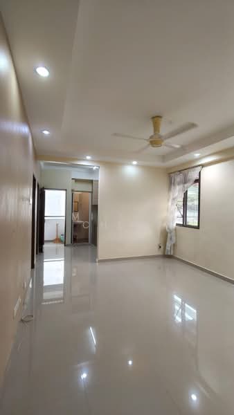 Flat for Sale at Taman Jubilee Phase 2 - Millie Chew - Living Room - PropertyGuru.com.my