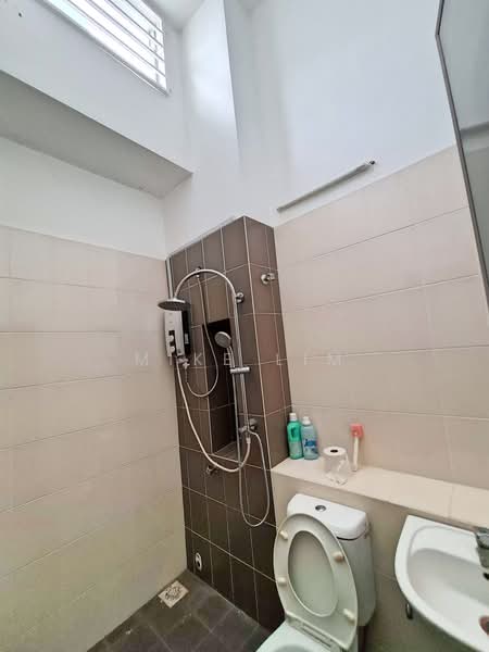 Rumah Teres 2 Tingkat untuk Dijual di Setia Ecohill (Semenyih) - Mike Lim - Bathroom - PropertyGuru.com.my