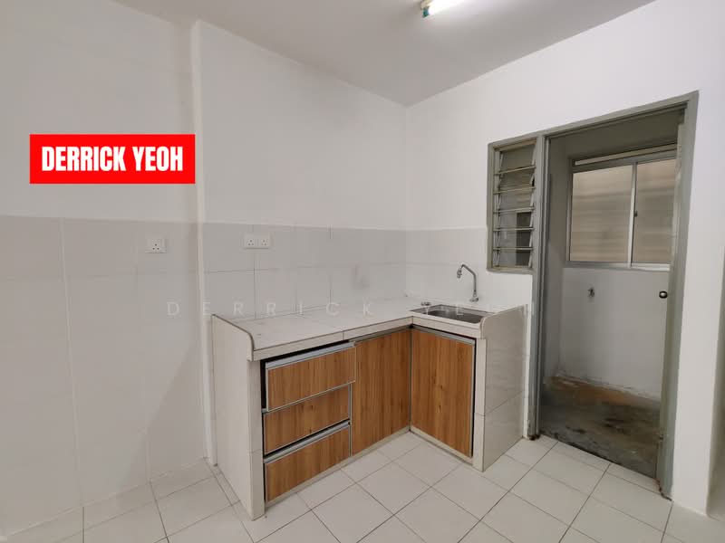Apartment for Rent at The Rise Collection 1 - Derrick Yeoh - Kitchen - PropertyGuru.com.my