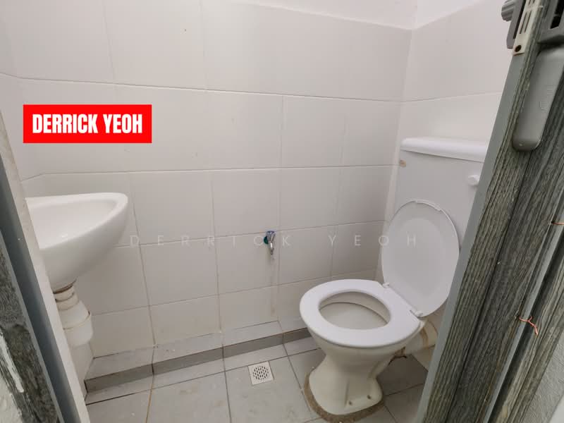 Apartment for Rent at The Rise Collection 1 - Derrick Yeoh - Bathroom - PropertyGuru.com.my