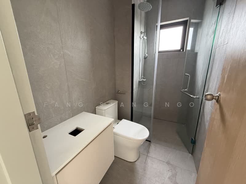 Service Residence for Sale at The Banquet Residence - Fang Siang Ngo - Bathroom - PropertyGuru.com.my