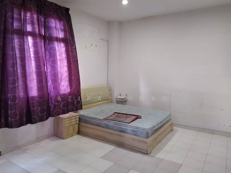 2-storey Terraced House for Sale in Bandar Baru Salak Tinggi (Sepang) - Azira Ahmad - Bedroom - PropertyGuru.com.my