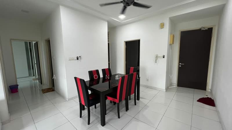 Service Residence for Sale at Sky Gardens Residences - Au Yong Lucy - Dining Room - PropertyGuru.com.my