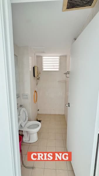 Kondominium untuk Dijual di Regency Heights Condo - Cris Ng - Bathroom - PropertyGuru.com.my