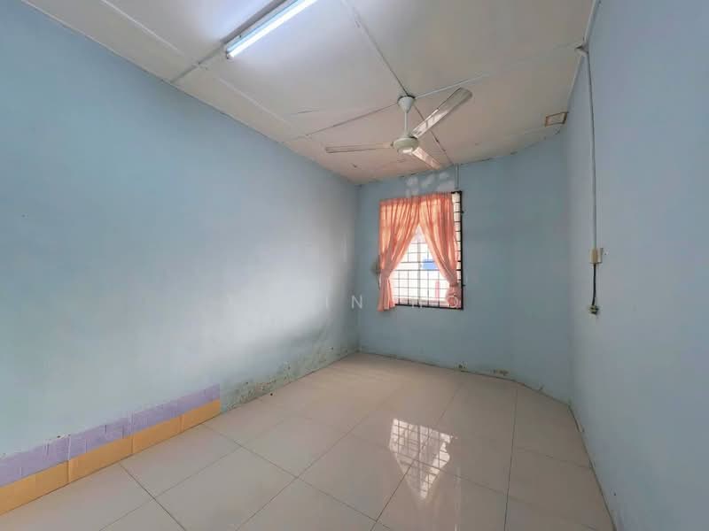 Rumah Teres 1 Tingkat untuk Dijual di Taman Universiti (Skudai) - Kevin Ho - PropertyGuru.com.my