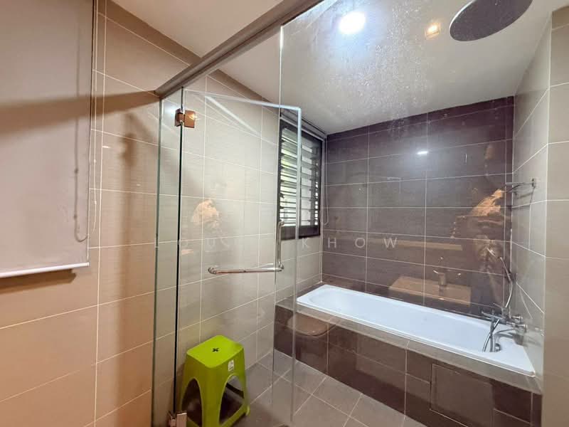 Condominium for Rent at Iskandar Residences - Louis Khow - Bathroom - PropertyGuru.com.my