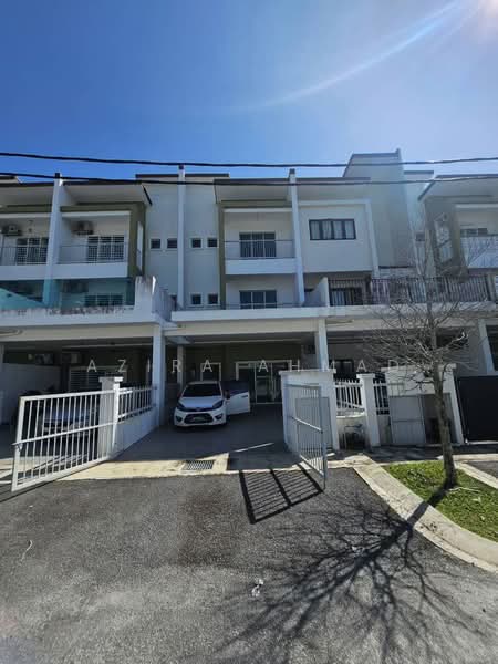 Rumah Teres 2.5 Tingkat untuk Dijual di Sungai Merab (Dengkil) - Azira Ahmad - Exterior - PropertyGuru.com.my