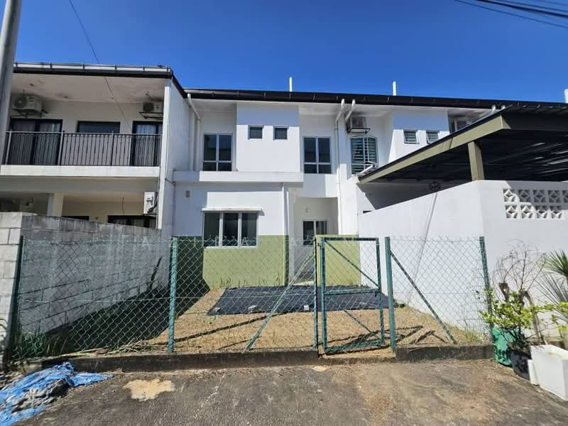 Rumah Teres 2.5 Tingkat untuk Dijual di Sungai Merab (Dengkil) - Azira Ahmad - Exterior - PropertyGuru.com.my