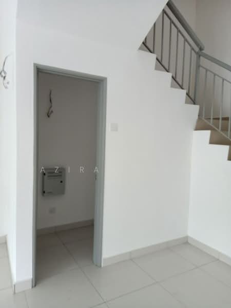 Rumah Teres 2.5 Tingkat untuk Dijual di Sungai Merab (Dengkil) - Azira Ahmad - Interior - PropertyGuru.com.my