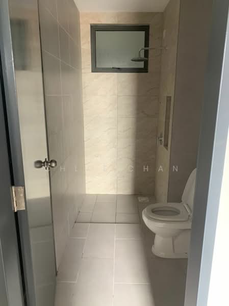 Condominium for Sale at The Holmes 2 - Chloe Chan - Bathroom - PropertyGuru.com.my