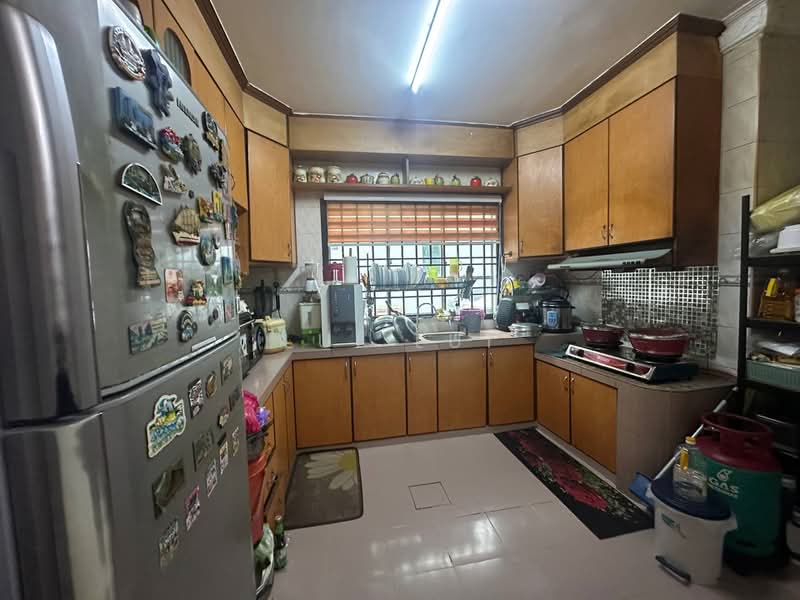 2-storey Terraced House for Sale in Bukit Indah (Iskandar Puteri (Nusajaya)) - Lui Lui - Kitchen - PropertyGuru.com.my