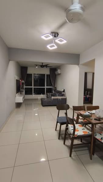 Kondominium untuk Disewa di i-Santorini - Panya Rith - Living Room - PropertyGuru.com.my