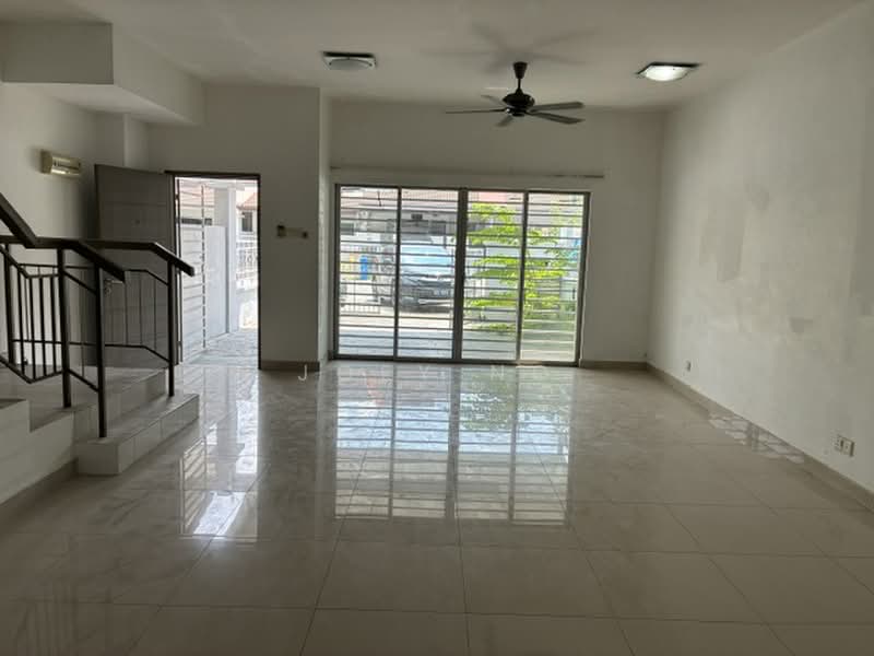 Terraced House for Sale in Shah Alam (Selangor) - Joey Ng - Living Room - PropertyGuru.com.my