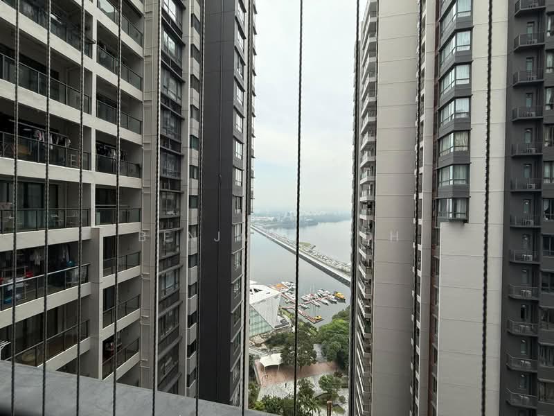 Servis Apartment untuk Disewa di R&F Princess Cove Phase 1 - Benjamin Oh - Balcony - PropertyGuru.com.my