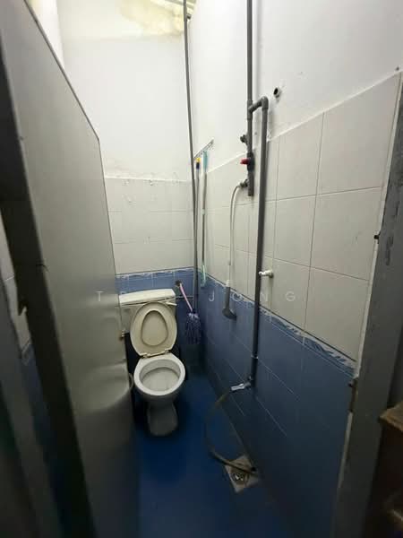 Rumah Teres untuk Dijual di Setapak (Kuala Lumpur) - Tris Jong - Bathroom - PropertyGuru.com.my
