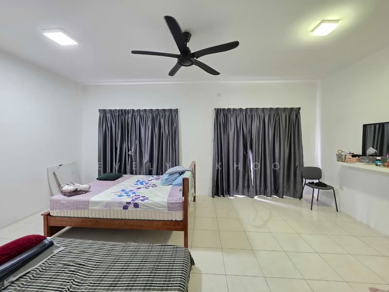 2-storey Terraced House for Sale in Taman Scientex Rawang (Rawang) - Evelyn Khoo - Room - PropertyGuru.com.my
