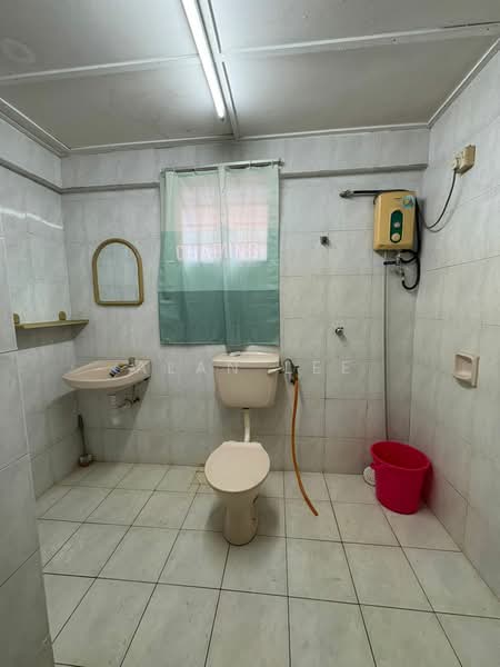 Condominium for Sale at Cypress Condominium - Alan Lee - Bathroom - PropertyGuru.com.my