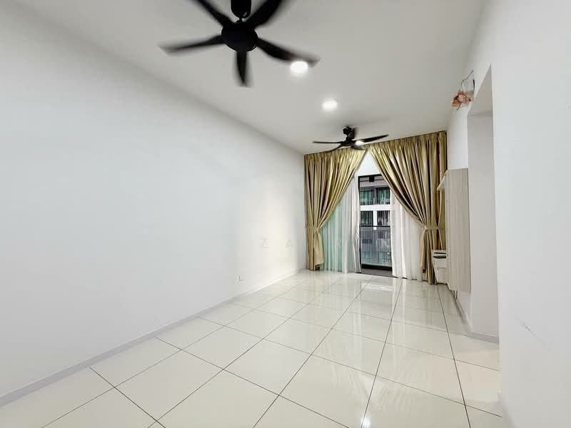 Kondominium untuk Disewa di The Valley Residences @ SkySierra - M.J Zairin - Living Room - PropertyGuru.com.my