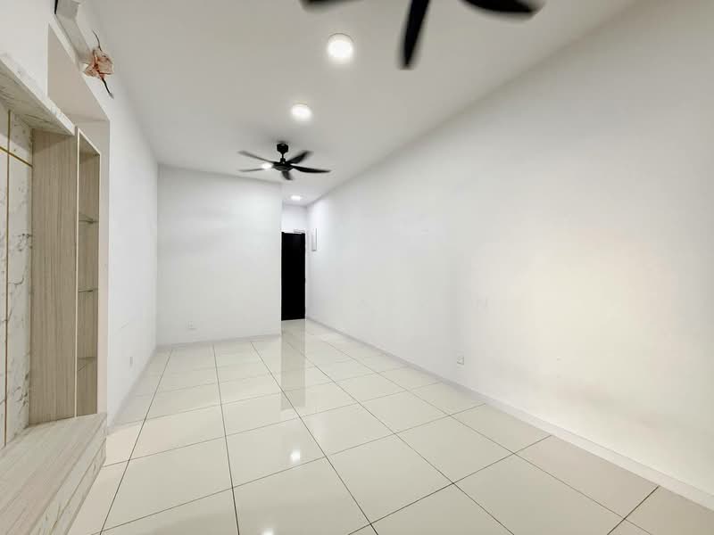 Kondominium untuk Disewa di The Valley Residences @ SkySierra - M.J Zairin - Living Room - PropertyGuru.com.my