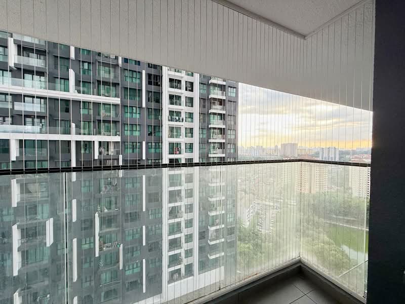 Kondominium untuk Disewa di The Valley Residences @ SkySierra - M.J Zairin - Balcony - PropertyGuru.com.my