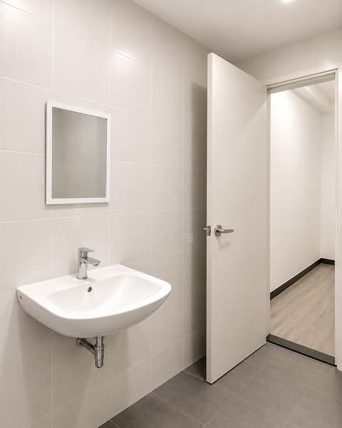 Servis Apartment untuk Disewa di D'sands Residence - Louis . - Bathroom - PropertyGuru.com.my