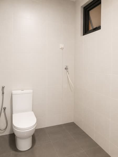 Servis Apartment untuk Disewa di D'sands Residence - Louis . - Bathroom - PropertyGuru.com.my